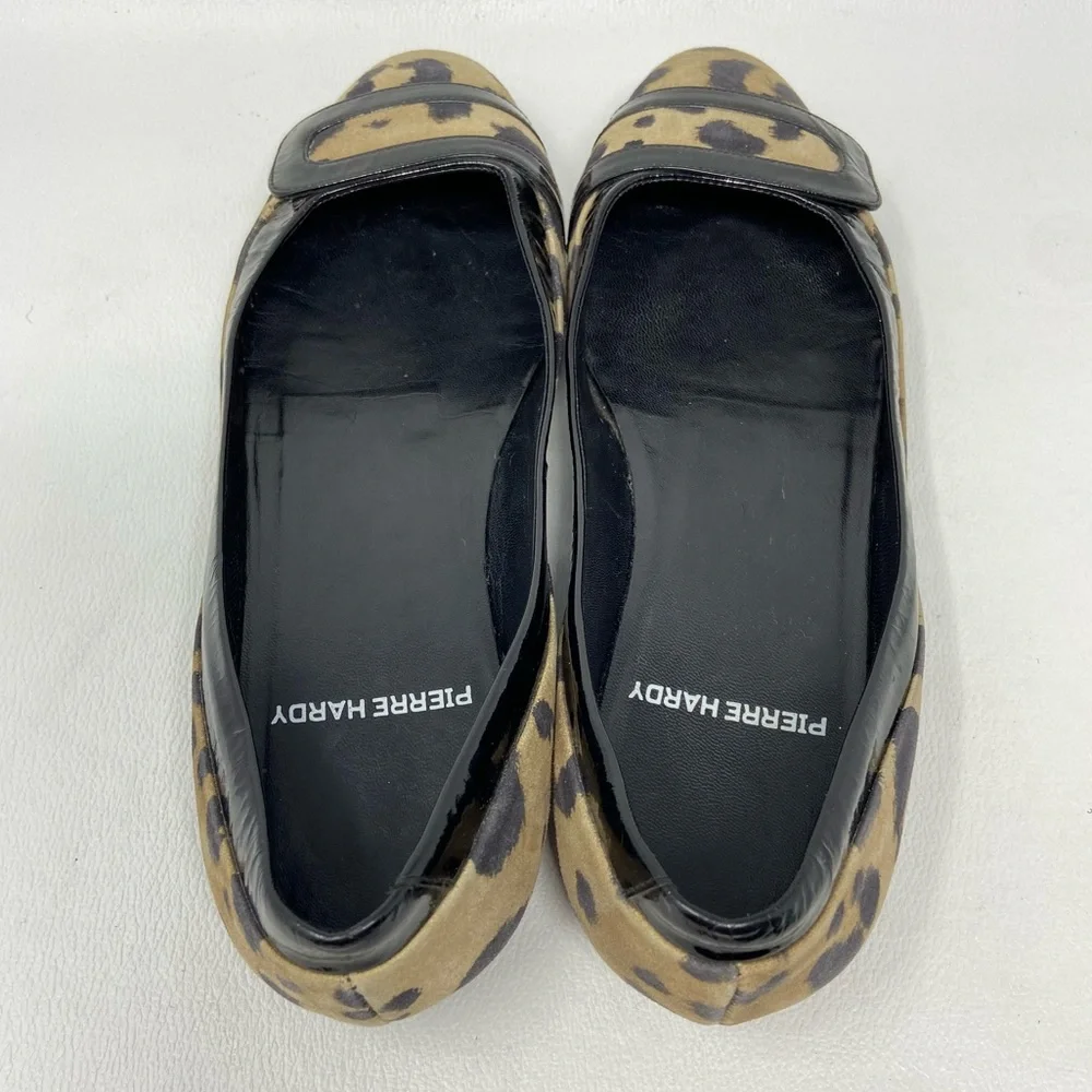 Pierre Hardy Animal Print Leather Ballet Shoes,
Women’s Size EU 36.5/ US 6.5. - Picture 9 of 15
